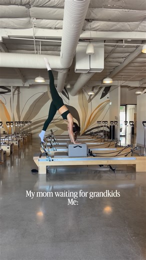 Sage | Pilates + Movement + Lifestyle | Anyways…. Watch this cool trick 🤓 • • • #dink #pilatesinstructor #pilateslife #reformerpilates #dinklife #healthandfitness #workout... | Instagram