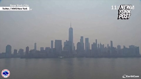 Unbelievable time-lapse shows wildfire smoke consuming the New York City skyline on June 7, 2023