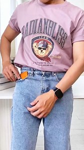 Ví card Nautica NT90165 mang đậm phong cách tối giản, kết hợp hài hòa giữa những đường nét thiết kế phóng khoáng và vẻ đẹp tự nhiên của chất liệu da thật. Với kích thước nhỏ gọn, ví nằm vừa vặn trong lòng bàn tay, đem lại cảm giác mềm mại, dễ chịu và tối ưu hóa sự tiện lợi khi sử dụng. *** Mua ngay: https://glea.vn/products/vi-da-nautica-nt06-nt90165 | GLea.vn