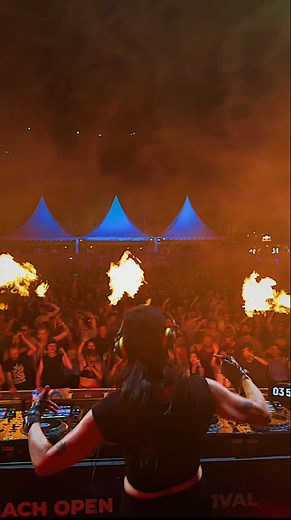 67K views · 2.4K reactions | Wow Czech Republic this was amazing! What was your favorite moment of the night? 勞 MÁCHÁČ festival (official) | Mariana BO | Facebook