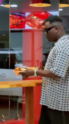 Your Favorite Influencer Tries Check Check Boss for the First Time