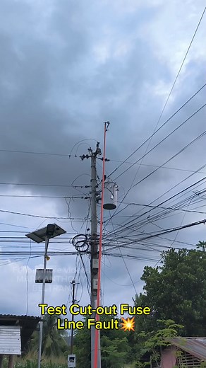 140K views · 2.2K reactions | Buhay Lineman Maintenance Test Cut-out Fuse, Line Fault⚡ Follow for more videos﫰 #adsonreels #reelsvideo #Lineman #linemanskill #linemanmaintenance #linemanjourney #linemanattitude #linemanjob #linemanwork #linemanstrong #everyone #followers #highlights #thankyouforwatchingmyreels | Mark Anthony Beltran | Facebook