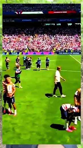 Country roads, take me home..."USMNT fans serenaded the team with a rendition of