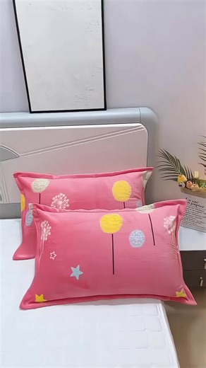 Rekomendasi Sarung Bantal Unik dan Nyaman