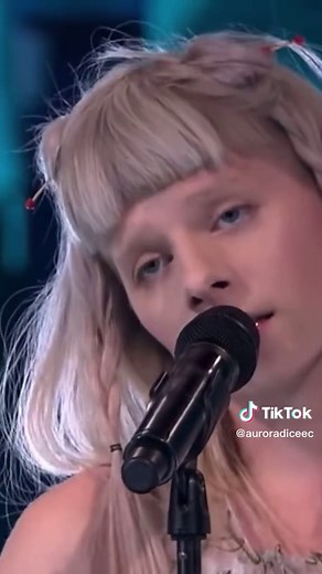 Aurora: Winter Bird Performance Live in Concert