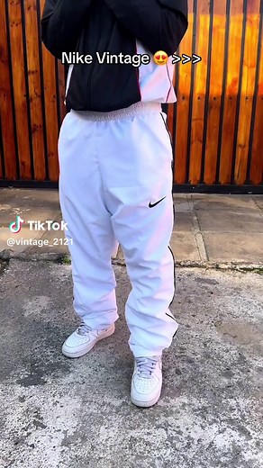 Nike Vintage: Explorando la Moda de Ayer