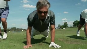 Chef Heinrich Dorfer ist morgen Sonntag live dabei bei #Kiwi - Andrea Kiewel - im ZDF-Fernsehgarten in Mainz! 🌳🌺 . Wie, was, warum? Seid gespannt… 🤩😜 ‼️🚨 Nicht vergessen einzuschalten… 🚨‼️ . 📆 Um 11.45 Uhr geht‘s los! | Quellenhof Luxury Resorts