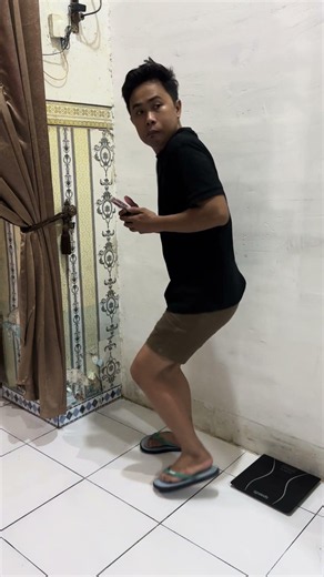 Ternyata kebalik kameranya