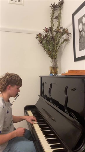 IRB patient by day, piano man by night 💤🔥 #mentone #irb #pianocover #pianoman #billyjoel #yew