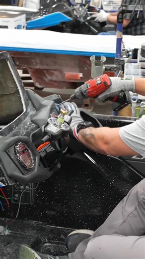 Every Skeeter boat is built with precision, pride, and passion right here in Kilgore, Texas — where craftsmanship meets performance. Our team of dedicated builders and innovators make it possible for anglers across the country to experience the Skeeter difference. 👉 Learn more about Skeeters story and legacy: www.skeeterboats.com . . . #eatsleepfishdominate | Adventure Power Products Ltd