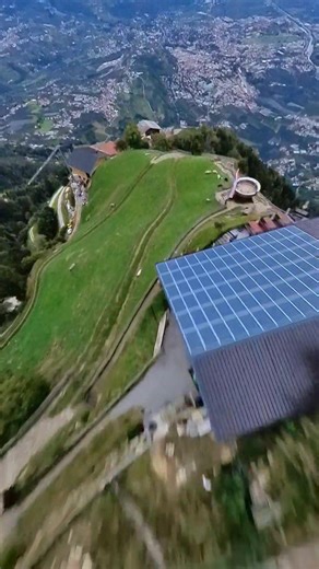 474K views · 16K reactions | “Of all the jumps I’ve opened over the years, this one is my favorite. It has everything you’d want: gondola access, a nice approach, video game terrain, and most of all, the start’s big enough to share it with friends. Now if only there were frosty brews in the lz…” Mike Naddor https://squirrel.ws/wingsuits/aura5 A4 UL + IBEX UL + CRUX UL + Snatch 38” #SQRL #flysquirrel + Aura Series + IBEX UL + CRUX UL | Squirrel | Facebook