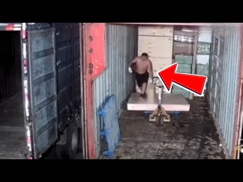 😱LOAD COLLAPSE ACCIDENT