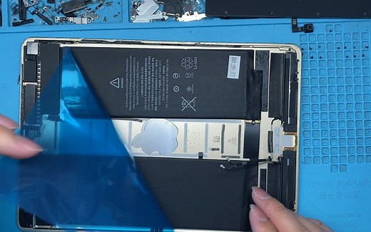【更换电池】iPad Pro 10.5 (A1701)