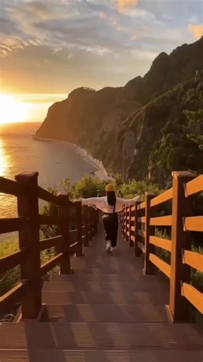 Chalte Chalte: Arijit Singh's Heartfelt WhatsApp Status