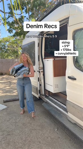 Let’s talk denim jeans as a 5’9”, 175lbs Curvy/Athletic body type👇🏻👇🏻👇🏻 Ps… none of this is sp0n. Who’s with me…. finding the perfect denim jeans is HARD… and honestly… has been an emotional process. I am embarrassed to say how many times I have teared up in a dressing room. I have been trying my whole life to find something that: • Is comfy in the thigh• DOESN’T FALL DOWN• Makes my booty pop• Long/short enough• Hugs my waist• Doesn’t have that awkward back gap BUT I AM SO PLEASED TO SAY… 