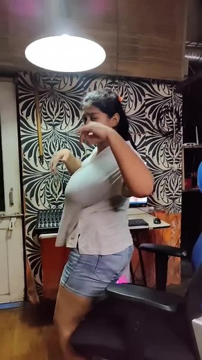 pom pom girl (@pom__pom__girl)’s videos with original sound - pom pom girl