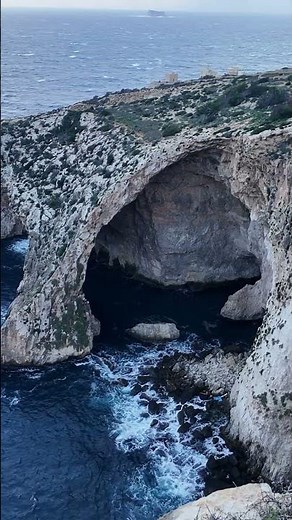 Blue Grotto Malta 4K