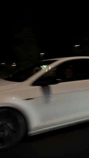 Exploring Volkswagen Golf 7 GTI: Features & Insights