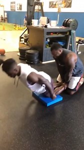 Nordic Hamstring Challenge!! How many can you do?! ✌🏿✌🏿 Luther Glover Workouts #NFL #tyreekhill #workout #hamstringworkout #diet #athlete | Tyreek Hill