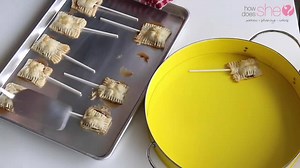 192K views · 1.8K reactions | HOW TO MAKE... S'mores on a Stick Here's a fun way to eat S'mores! Kind of looks like a little mini pie doesn't it?? | HowDoesShe | Facebook