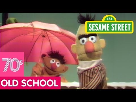 Sesame Street: Ernie Shows Bert How to Plan for a Bath