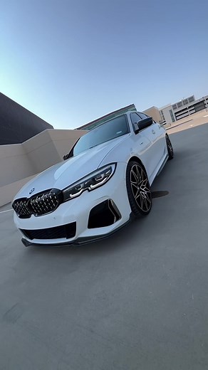 Here’s a quick look at the 2020 BMW M340i: Powered by a 3.0L turbo inline-6, paired with an 8-speed automatic, and rear-wheel drive. This gem showcases performance enhancements such as AWE exhaust, carbon fiber accents, and Dinan cold air intake, delivering an impressive 423 HP. #bmwm340i #340i #bmwclub #BMW #carsoftiktok