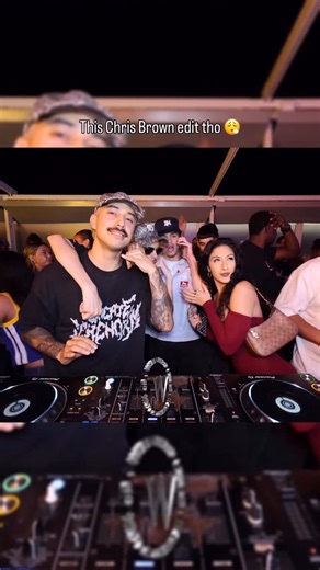 Teek-Time on Instagram: "This edit is one of them ones 🙂‍↕️"