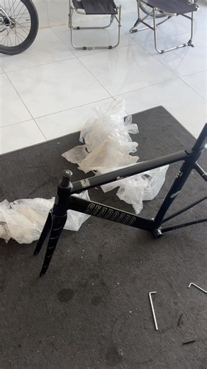 - [ ] 💁🏻‍♂️❤️Shop chuyên phụ tùng biu xe theo yêu cầu giá rẻ fixed gear và road 😗😗😗 - [ ] 📍159 Thích Quản Đức Thủ Dầu Một Bình Dương ⚒️ - [ ] Google maps : NustBikeShop 🌰 - [ ] Ship cod toàn quốc 📦✈️ - [x] 📲: 0921...68...1368 ( Hưng ) 🔥#xuhuong #fixedgear #xedapfixedgear #xedapthethao #f03