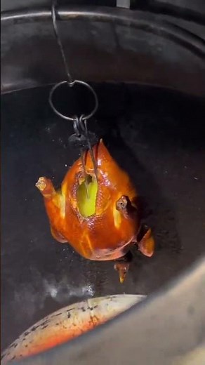 Roasted Chicken Fireworks! 🎆 Juicy Belly Soup Explodes! 🤩 #Chicken #BBQ #shorts