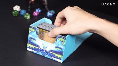 Card Deck Box for MTG, Trading Cards Storage Box Holds 120+ Sleeved Commander Deck, PU Leather Card Box Suits TCG Magic with 2 Dividers (Green,Tree)