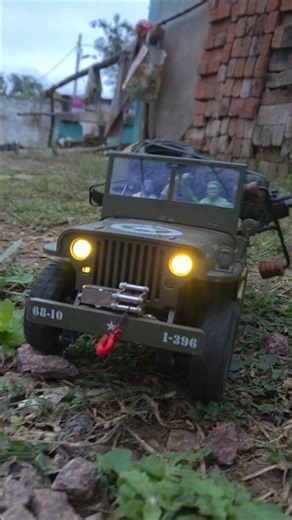 SCX10 Off-road 4x4 RC Crawler jjrc C8815 military jeep FMS fcx10 #funny#vlog #status