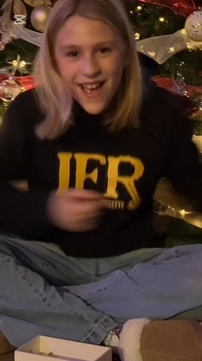 Congratulations Melissa Mineault!! Sorry about the butchering of your last name 😂 Cori was in a silly mood 🫢 Big thanks to everyone who stopped by our table yesterday! 🫶🏻 | Amber & Co.