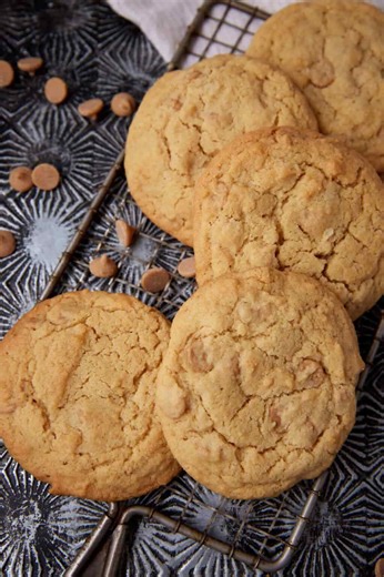 No mixer needed: Reese’s peanut butter cookies made simple