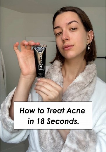🧴 3 Steps. 18 Seconds. Zero Breakouts. Watch her nightly acne routine...