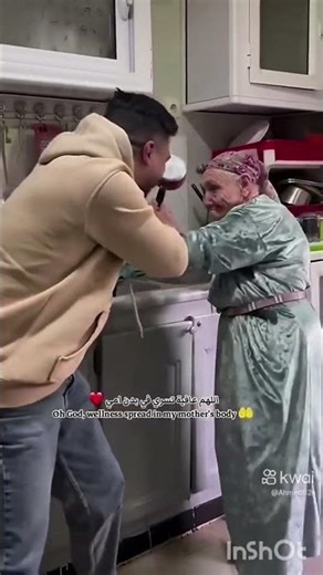قال المصطفى صلى الله عليه وسلم امك ثما امك