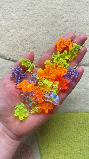 4 comments | Bitty bear charms ✨笠✨ | Lizzy Lightning Designs | Facebook