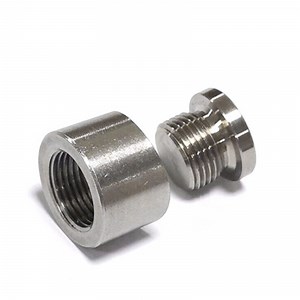 [Hot Item] Exhaust Bung O2 Weld Oxygen Sensor Bung with Plugs