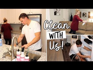 HUSBAND & WIFE CLEAN WITH US // COUPLES CLEANING MOTIVATION