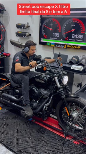 🚀 The Harley‑Davidson Street Bob is a lean Softail cruiser with raw bobber attitude. Powered by the Milwaukee‑Eight 117 V‑Twin (in the 2025 model), it produces around 105 hp and massive torque exceeding 160 Nm. On the dyno, it shows strong low‑end pull and steady mid‑range, reaching a top speed near 190 km/h. Minimalist design, mini‑ape bars, and chopped fender make it a modern classic with authentic Harley DNA. #HarleyDavidson #StreetBob #DynoTest #TopSpeed #CruiserLife #BobberStyle #MotoPerfo