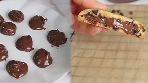 Soothing Chocolate Chip Cookies with Nutella Filling