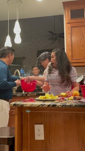 Reply to @helloginadarling smooth criminal. Y’all want the full vid?