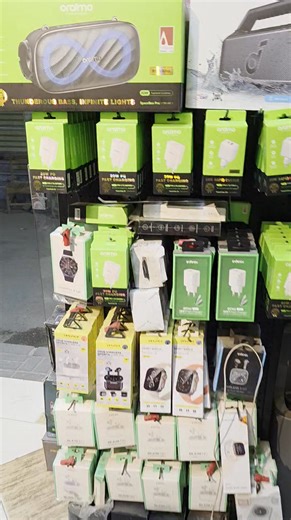 صوت يهز المكان إضاءة تخطف العين! 🔥 Oraimo SpaceBox Pro مش مجرد سماعة… دي تجربة 🎶✨ 🔊 Bass قوي جدًا يخليك تحس بالمزيكا 💡 إضاءة Infinity Light شكلها فخم وبتتحرك مع الصوت 🔋 بطارية تعيش معاك وقت طويل 📶 بلوتوث ثابت وسريع 💪 خامة قوية تصميم شيك 🏠 مناسبة للبيت – العربية – الرحلات – الجيم 🎉 شغّل الحفلة في أي مكان 🎁 اختيار مثالي للهدايا ⚡ الكمية محدودة… الحق قبل ما تخلص! 📩 ابعتلنا رسالة دلوقتي واعرف السعر والعرض #Oraimo #Oraimo_Egypt #SpaceBoxPro #سماعات #صوت_عالي #Bass_قوي #إضاءة_LED #عروض #هدا