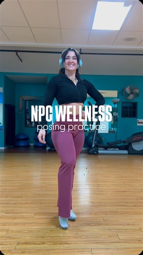 Hannah on Instagram: "Haven’t posted a posing practice video in awhile, trying to make this as subjective rather than objective. There are 3 mandatory poses for NPC Wellness, front, air and back. How you deliver those poses in a routine is your choice. This is my OG routine from last season but I’m thinking of sticking with it and just perfecting it. The goal to to showcase lower body dominance while focusing on keeping the core looking as small as I can. Excited to keep practicing since prep is