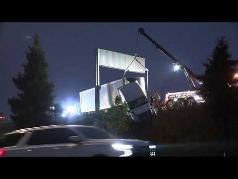 Big-rig stuck on an embankment off I-5 North in Stockton
