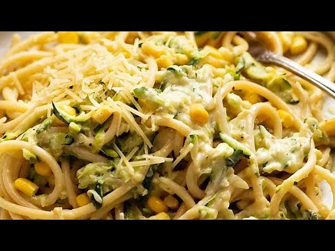 Pasta with Creamy Zucchini Sauce