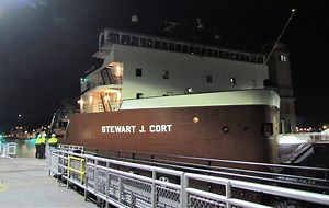 Soo Locks’ first ship of 2019 is Great Lakes’ first 1,000-foot freighter