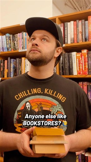 Anyone else like shopping at bookstores? 🙋‍♂️#booktube #bookstores #bookshopping #reader #bookish
