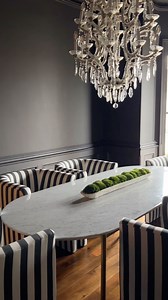 We love a dramatic dining room moment, don’t we?! These @theinside dining chairs steal the show and they compliment the whole space so beautifully. This secondhand marketplace chandelier definitely sits near the very top of my all time finds list! The chairs paired with the chandelier, and color drenched walls and trim just all play off of each other so nicely. Don’t you just love it when a plan comes together?! Are you a black and white stripes lover like I am?! Can’t get enough! 🖤 🤍 | The Ir