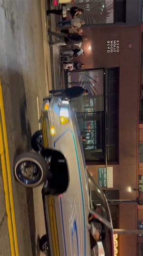 THIS CAR IS DANCING 😳🔥 #hoolywood #car #reels