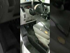 Where is the OBD port on the Opel Vivaro 2008